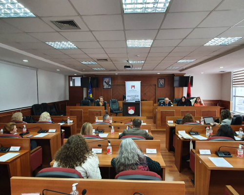 16 Ditët e Aktivizmit- Takim me gra dhe përfaqësues të institucioneve në Komunën e Skenderajt