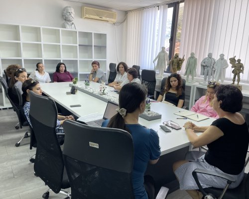 Takimi joformal i rradhës me gra dhe përfaqësues të institucioneve në Komunën e Prizrenit