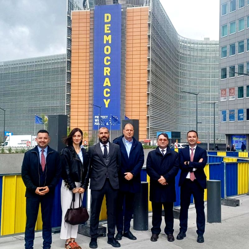 Në Bruksel me delegacionin e shoqërisë civile Kosovë-Serbi për bisedime me zyrtarët e BE-së