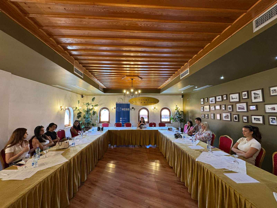 Qytetarët Reflektojnë mbi Ekstremizmin Politik dhe Dialogun – Reflektime nga Gjakova